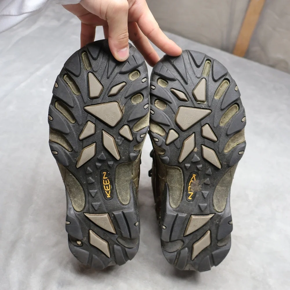 Keen Men 9 Hiking Boots‎ Brown Leather Targhee II Mid Trail Rugged Waterproof